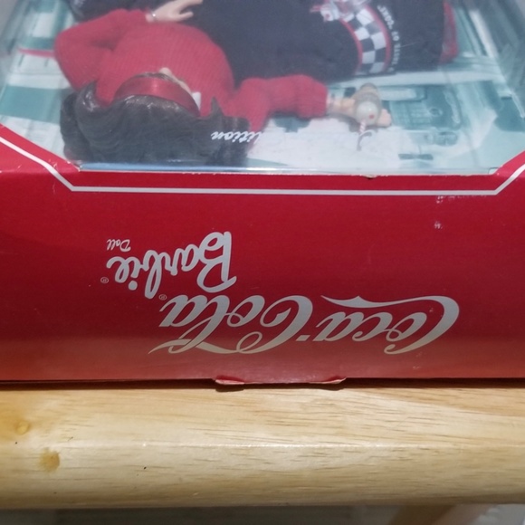 Coca Cola Barbie NIB NWT - Picture 5 of 10